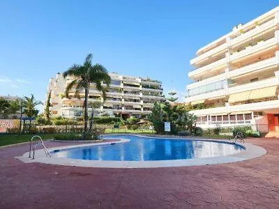 Atico 2 Dormitorios En Campo De Golf Guadalmina, Marbella Apartment